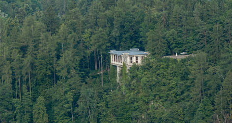 Similar image 13207902