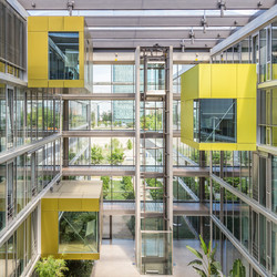 Similar image 13215038