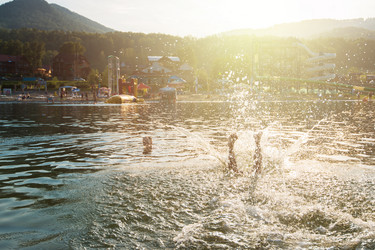 Similar image 13213300