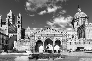 Similar image 13215530