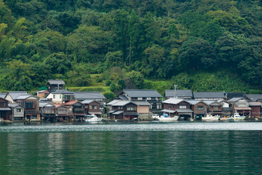 Similar image 13228105