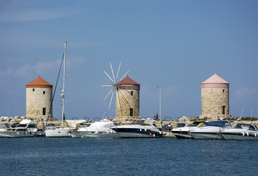 Similar image 13226362