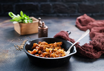 Similar image 13191966