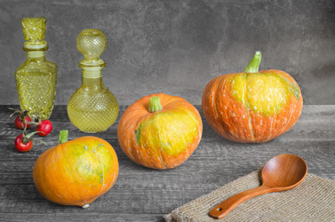 Similar image 13199340