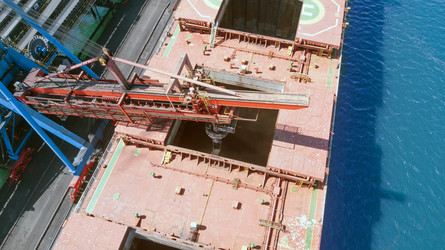 Similar image 13195359