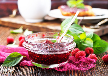 Similar image 13196236