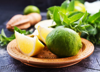 Similar image 13196136