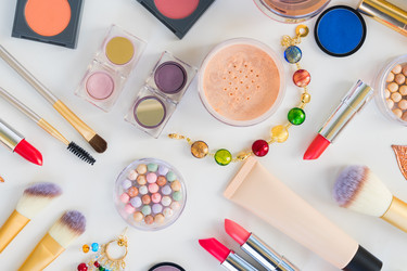 Similar image 13216280