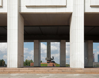 Similar image 13225461