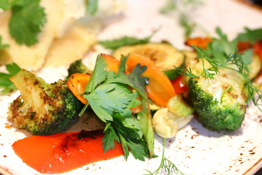 Similar image 13225324