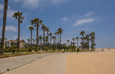 Similar image 13247055