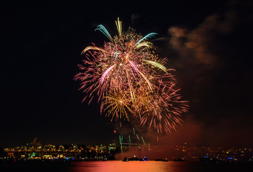 Similar image 13275366