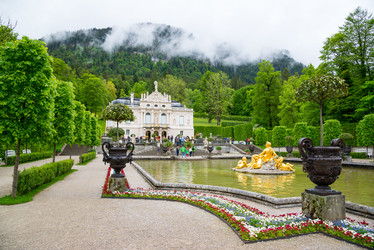 Similar image 13288656