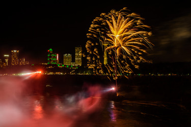 Similar image 13275383