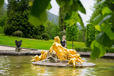 Similar image 13288192