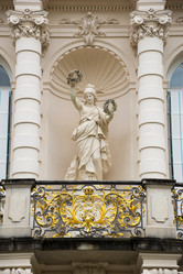 Similar image 13272295