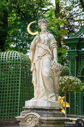 Similar image 13272296