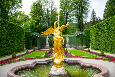 Similar image 13288279