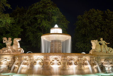 Similar image 13288328