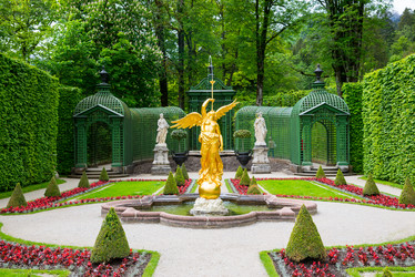 Similar image 13288463