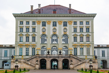 Similar image 13288370