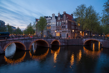 Similar image 13288270