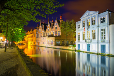 Similar image 13288636