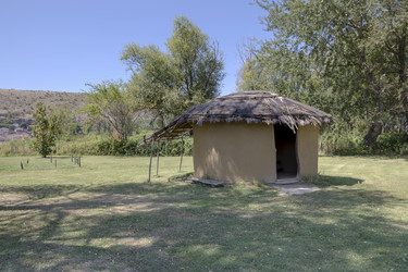 Similar image 13279015