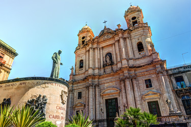 Similar image 13264024