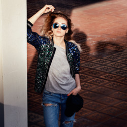 Similar image 13243411