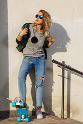 Similar image 13243430