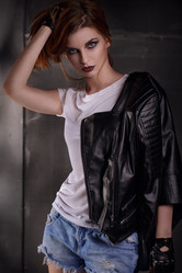 Similar image 13243436