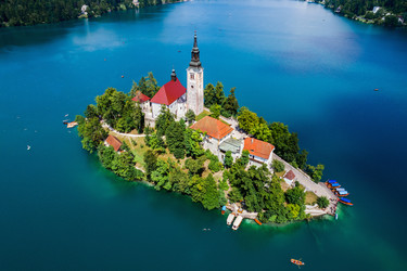 Similar image 13246648