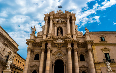 Similar image 13263928