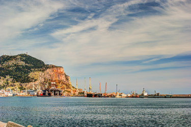 Similar image 13263869