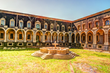 Similar image 13263915