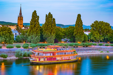 Similar image 13263936