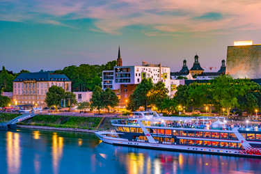 Similar image 13263937