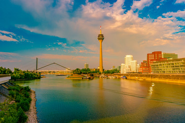 Similar image 13264030