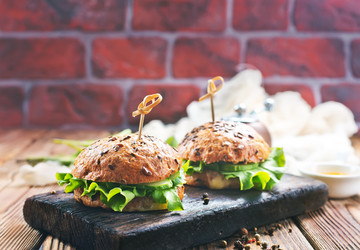 Similar image 13249528