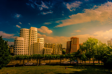 Similar image 13263895