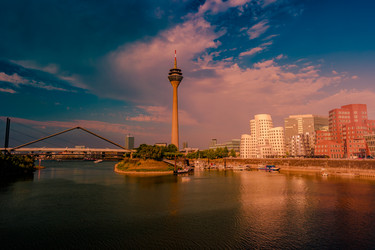 Similar image 13263920