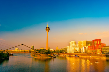 Similar image 13263923