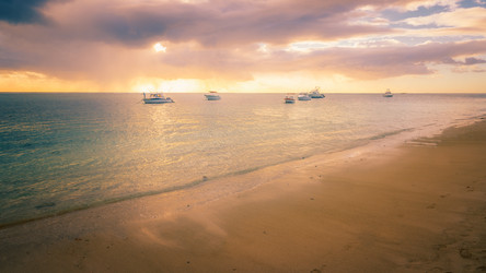 Similar image 13284081