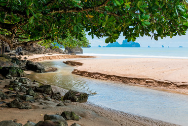 Similar image 13284473