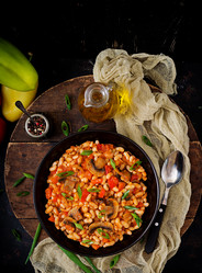 Similar image 13271981