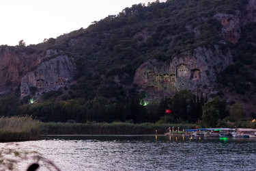 Similar image 13275582