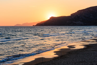 Similar image 13278919