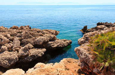 Similar image 13281838