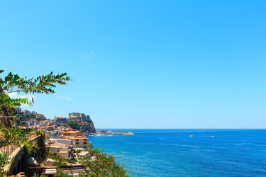 Similar image 13281868